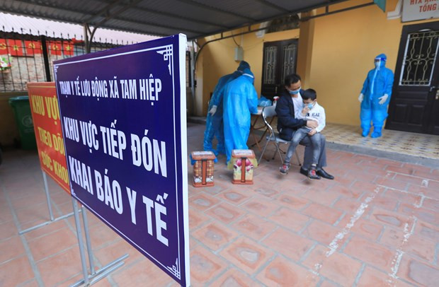 Hà Nội: Số ca nhiễm tăng cao, F0 đang loay hoay tự điều trị tại nhà ảnh 2