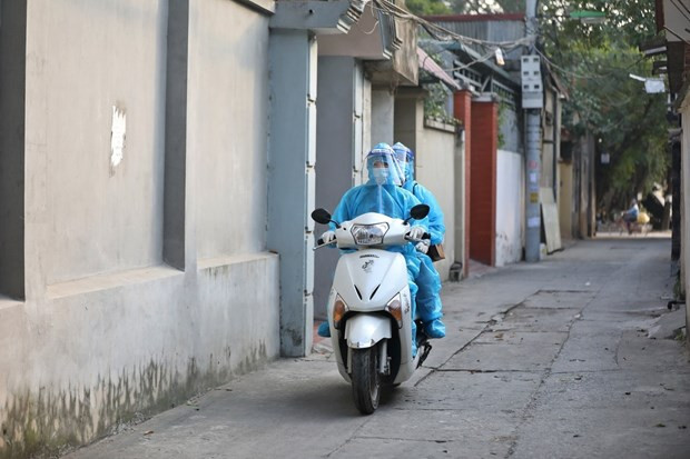 Hà Nội: Số ca nhiễm tăng cao, F0 đang loay hoay tự điều trị tại nhà ảnh 3