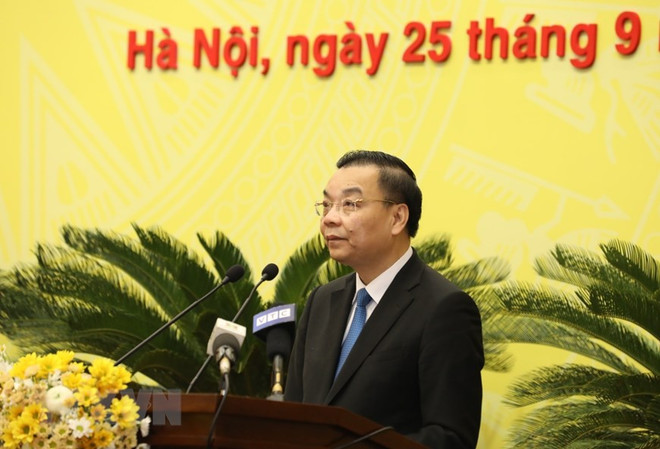 Thủ tướng phê chuẩn kết quả bầu chức vụ Chủ tịch UBND TP Hà Nội nhiệm kỳ 2016-2021 đối với ông Chu Ngọc Anh. (Ảnh: Văn Điệp/TTXVN) Thủ tướng phê chuẩn nhân sự thành phố Hà Nội và tỉnh Bắc Giang ảnh 1