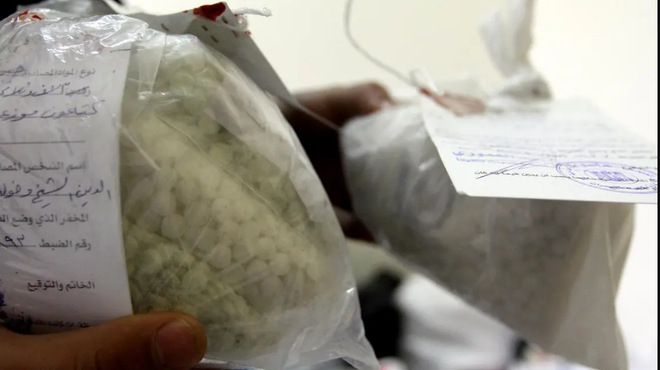 Iraq đánh chặn máy bay siêu nhẹ chở 1 triệu viên ma tuý tổng hợp ảnh 1