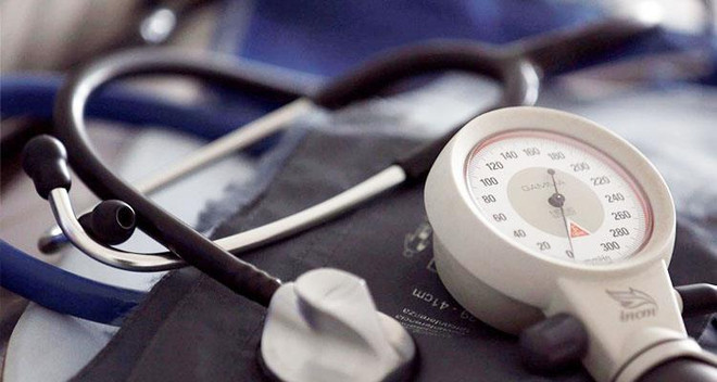 Áo: Một bác sỹ nghi lạm dụng gần 100 bệnh nhi nam suốt 15 năm ảnh 1