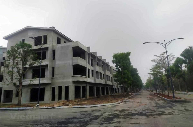 Bộ Xây dựng: Có đủ chế tài xử lý các dự án chưa đủ điều kiện bán nhà ở ảnh 1