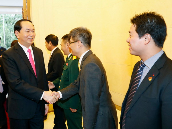 Chủ tịch nước Trần Đại Quang thăm Đại sứ quán Việt Nam tại Trung Quốc ảnh 1