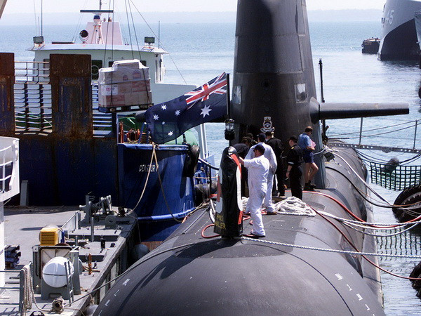 Bộ trưởng Quốc phòng Australia tố Trung Quốc hoạt động gián điệp ảnh 1