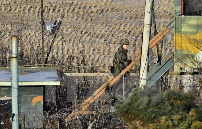 Triều Tiên lên án Mỹ, Hàn Quốc đưa vũ khí hạng nặng vào DMZ ảnh 1