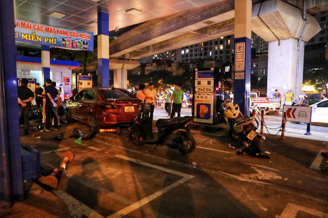 Hà Nội: Tạm giữ lái xe ôtô liên quan vụ tai nạn làm 8 người bị thương ảnh 1