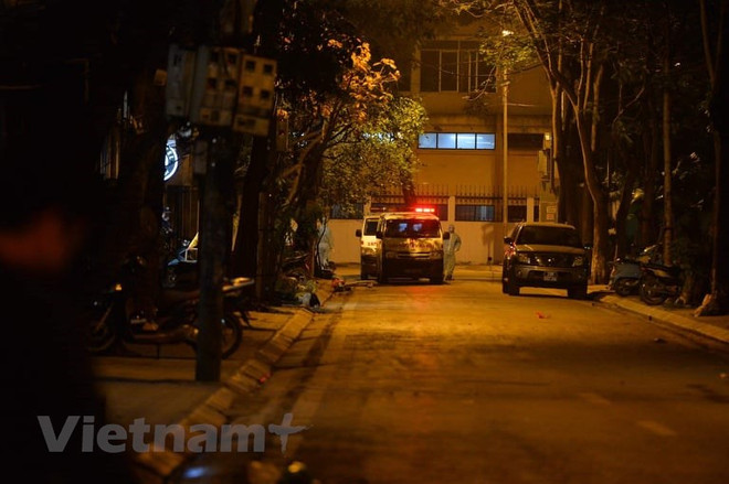 Người nhiễm COVID-19 ở Hà Nội không dự khai trương của Uniqlo ảnh 1