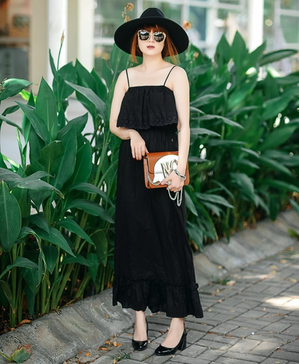 Cùng diện đồ bay bổng đầu thu ấn tượng như kiều nữ Việt ảnh 6