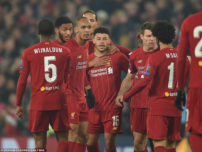 Kết quả Champions League: Barcelona 'bất lực,' Chelsea hòa kịch tính ảnh 1