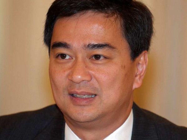 Cựu Thủ tướng Thái Lan bất ngờ chỉ trích chính quyền quân sự ảnh 1