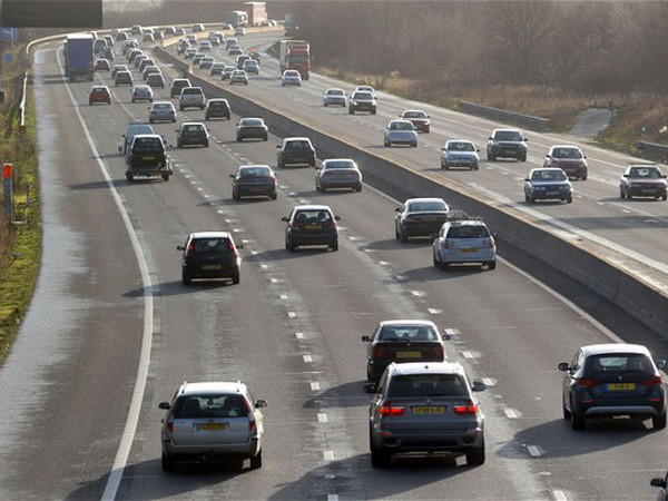 Châu Âu triển khai chiến dịch hạn chế tốc độ giao thông ảnh 1