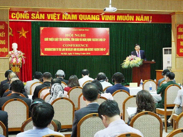 Giới thiệu Luật Tín ngưỡng, tôn giáo tới đại sứ, đại diện ngoại giao ảnh 1