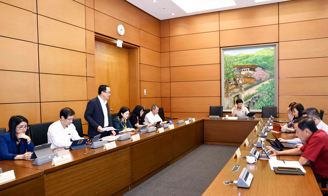 TTXVN_2910 Quoc hoi Luat dau tu cong 2.jpg