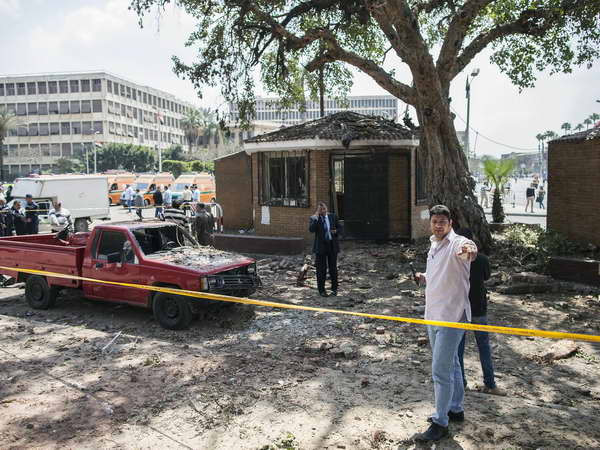 Ai Cập phát hiện nhiều bom tự tạo ở trường ĐH Ain Shams ảnh 1