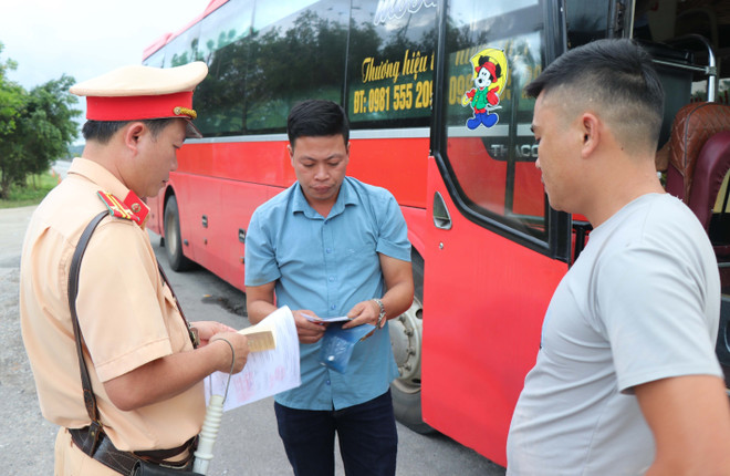 Quảng Ngãi: Những chiến sỹ công an với hành động thiết thực vì dân ảnh 2