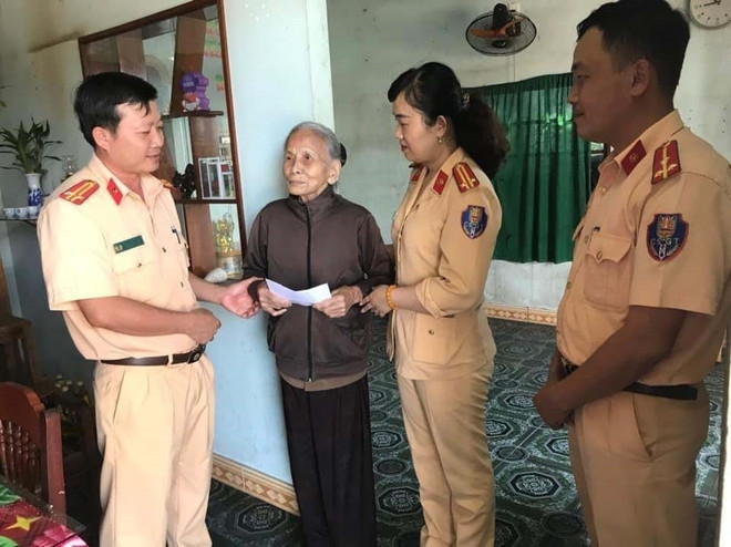 Quảng Ngãi: Những chiến sỹ công an với hành động thiết thực vì dân ảnh 3