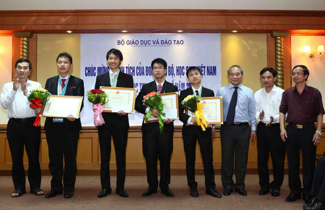 Việt Nam giành 1 huy chương vàng Olympic Tin học châu Á-TBD ảnh 1