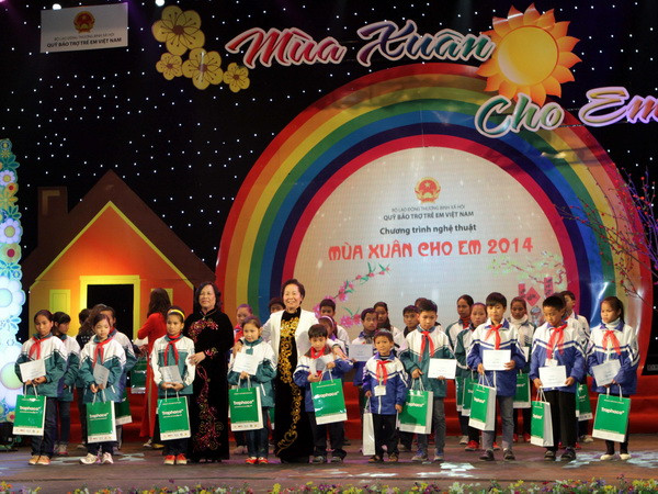 “Mùa xuân cho em” lần thứ 7 tiếp nhận 150 tỷ đồng hỗ trợ ảnh 1