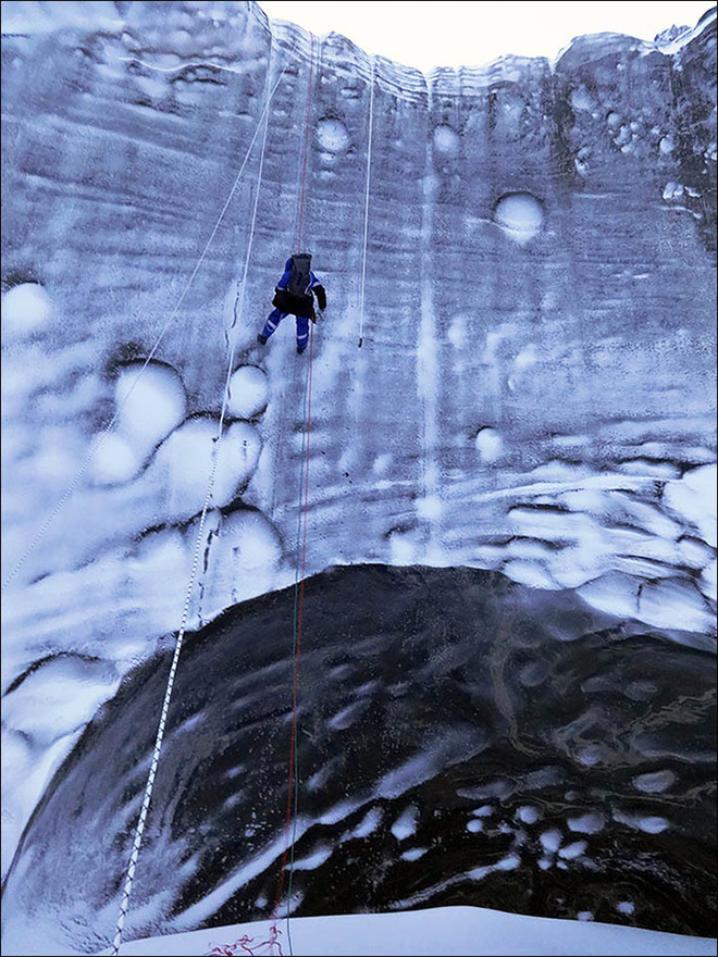 Cận cảnh quá trình giải mã các miệng hố bí ẩn tại Siberia ảnh 4