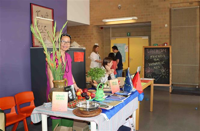 Nhộn nhịp "Tết mùa Hè" ở Bỉ quyên góp hỗ trợ trẻ em nghèo Việt Nam ảnh 3