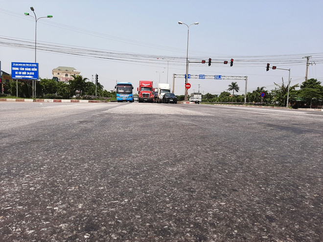 Hư hỏng mặt đường tuyến Quốc lộ 5 sẽ được ''đại phẫu'' ra sao? ảnh 1