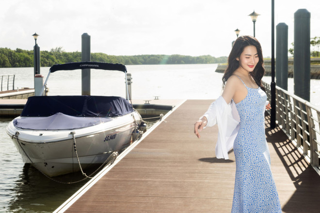 Không chỉ Minh Trang, mà bất kỳ khách du lịch nào cũng check-in ít nhất vài kiểu ảnh tại bến du thuyền ở phân kỳ Habana Island-NovaWorld Ho Tram. NovaWorld Ho Tram liên tục đón hàng loạt sao Việt ghé thăm ảnh 5