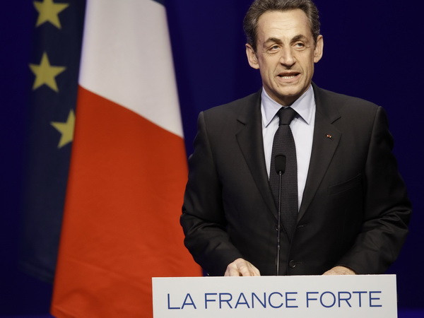 Cựu Tổng thống Pháp Sarkozy được bầu làm chủ tịch đảng UMP ảnh 1