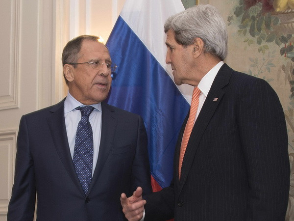 Ngoại trưởng Nga, Mỹ bắt đầu thảo luận về cuộc khủng hoảng Ukraine ảnh 1