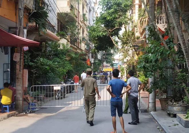 Hà Nội: Đâm tử vong 2 nữ sinh rồi nhảy từ tầng 4 xuống tự tử ảnh 1