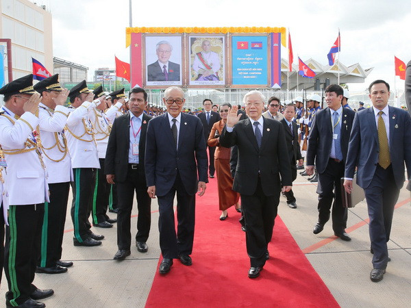 Tăng cường hợp tác giữa các địa phương của Việt Nam và Campuchia ảnh 1