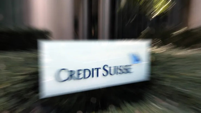 Vụ giải cứu Credit Suisse kéo giá cổ phiếu ngân hàng sụt giảm ảnh 1