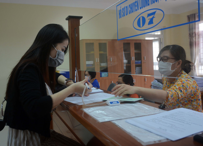 Giữa tháng 11 giải quyết xong chính sách hỗ trợ bảo hiểm thất nghiệp ảnh 1