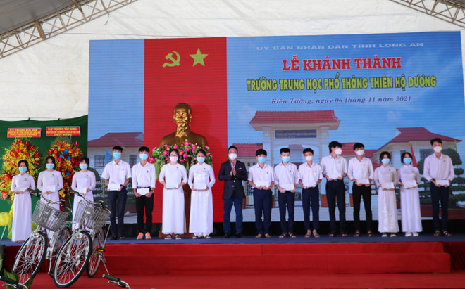 Khánh thành ngôi trường chất lượng cao đầu tiên ở vùng Đồng Tháp Mười ảnh 1