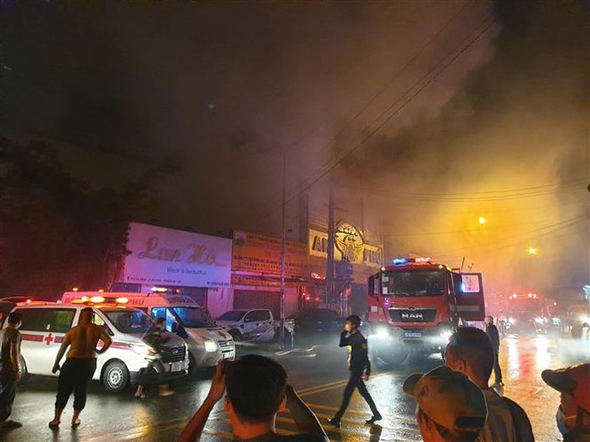 Khởi tố 2 cựu cán bộ công an liên quan vụ cháy quán karaoke An Phú ảnh 1