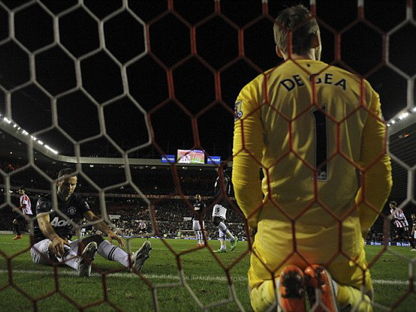 Man Utd đại khủng hoảng với trận thua thứ 3 liên tiếp ảnh 1