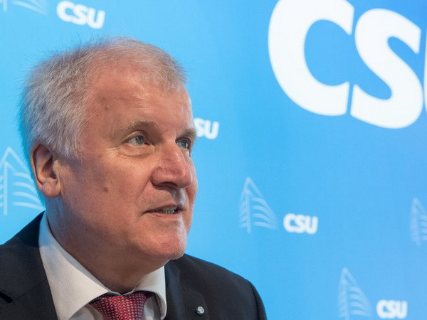 Đức: Chủ tịch CSU ủng hộ dỡ bỏ các biện pháp trừng phạt Nga ảnh 1