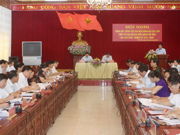 Tập trung hoàn thiện văn kiện tiến tới Đại hội đại biểu toàn quốc ảnh 1