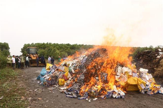 Tạo chuyển biến căn bản trong phòng chống tội phạm, buôn lậu, hàng giả ảnh 1