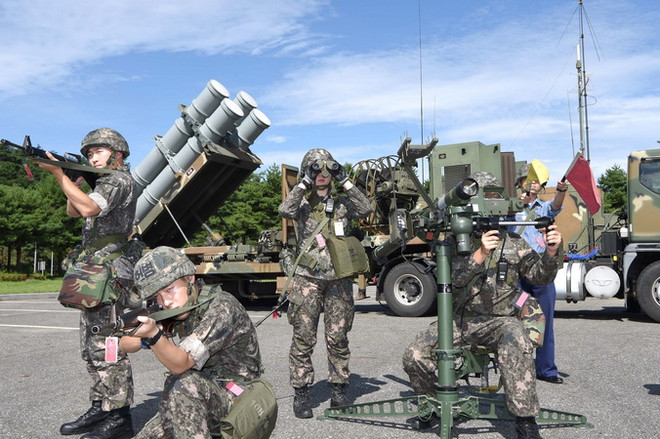 Đối phó Triều Tiên, Hàn Quốc đẩy mạnh các thương vụ bán vũ khí ảnh 1