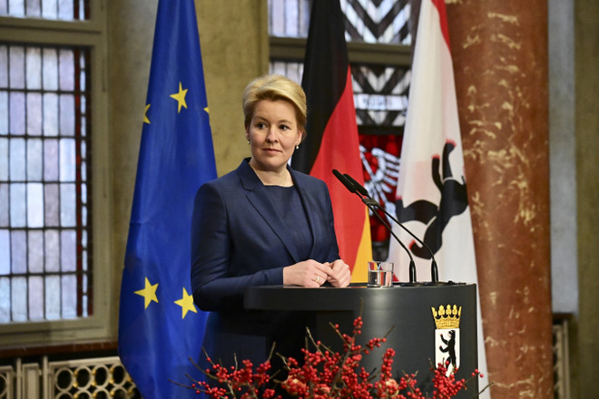 Đức: Bà Franziska Giffey trở thành nữ thị trưởng đầu tiên của Berlin ảnh 1