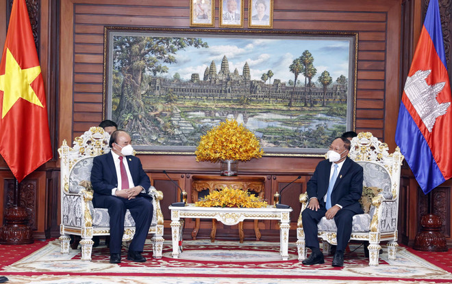 Chủ tịch nước Nguyễn Xuân Phúc tiếp Chủ tịch Quốc hội Campuchia ảnh 1