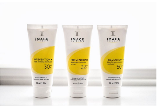 Thoa kem chống nắng cho da mặt như thế nào cho đúng? ảnh 3