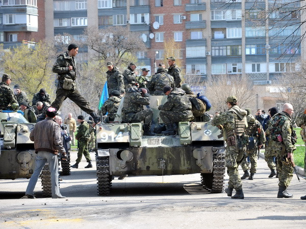 Ukraine muốn vay quốc tế 9 tỷ USD để trả nợ nước ngoài ảnh 1