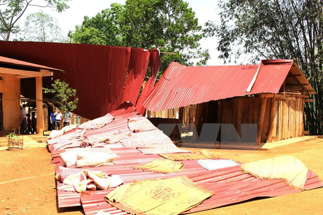 2 người chết, 3 người bị thương do giông lốc và sét đánh ở Lào Cai ảnh 1