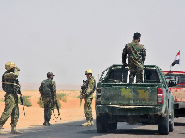 Syria: Các thủ lĩnh bộ lạc muốn tự điều hành thành phố Deir Ezzor ảnh 1