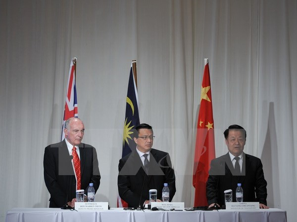 Malaysia, Australia và Trung Quốc quyết tìm kiếm máy bay MH370 ảnh 1