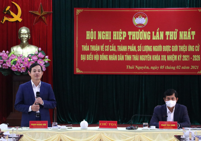 Ông Phạm Hoàng Sơn, Phó Bí thư Thường trực Tỉnh ủy, Chủ tịch HĐND tỉnh, Phó Trưởng Ban Chỉ đạo, Chủ tịch Ủy ban bầu cử tỉnh Thái Nguyên phát biểu tại Hội nghị. (Ảnh: Thu Hằng/TTXVN) Hội nghị hiệp thương lần 1 bầu đại biểu HĐND tỉnh Thái Nguyên ảnh 1