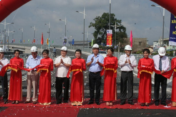 Đồng Nai: Thông xe cầu Hóa An, khởi công hầm chui và cầu vượt ảnh 1