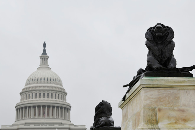 Tổng thống Mỹ sẵn sàng đóng cửa một phần chính phủ lần 2 ảnh 1