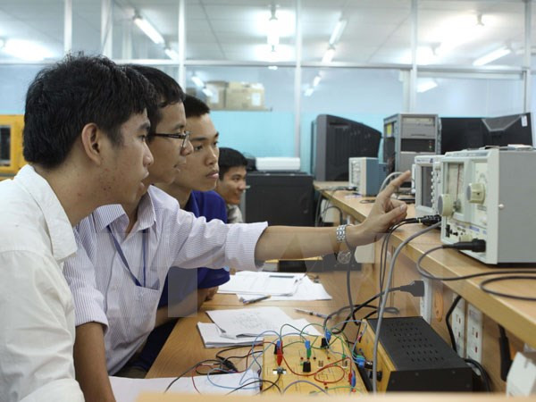 Không được phép nhập khẩu thiết bị quá 10 năm tuổi vào Việt Nam ảnh 1